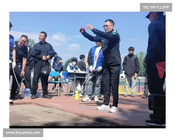 赛后花絮揭晓精彩瞬间 运动员背后的故事与赛场外的不为人知瞬间 赛后花絮揭晓精彩瞬间 运动员背后的故事与赛场外的不为人知瞬间